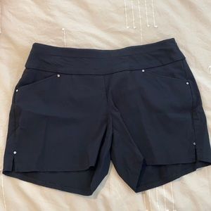 INC Pull On Stretch Shorts with Front Pockets